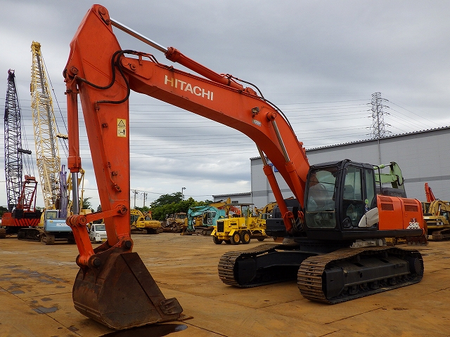 Máy xúc Hitachi ZX330LC-6 2017 Nhật