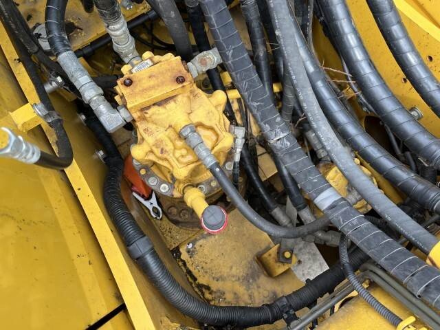 XE ỦI KOMATSU D41P-6 TỪ NHẬT BẢN