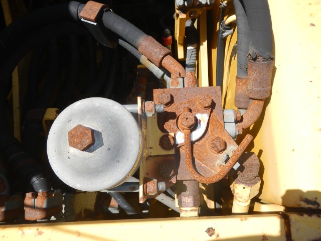 Máy xúc Komatsu PC120-6E0 73589 2006