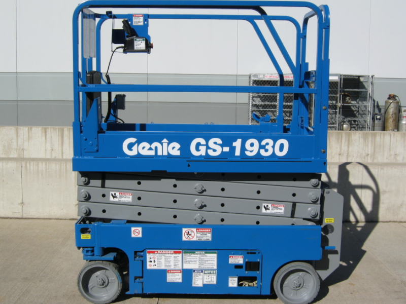 Xe nâng người Genie GS-1930